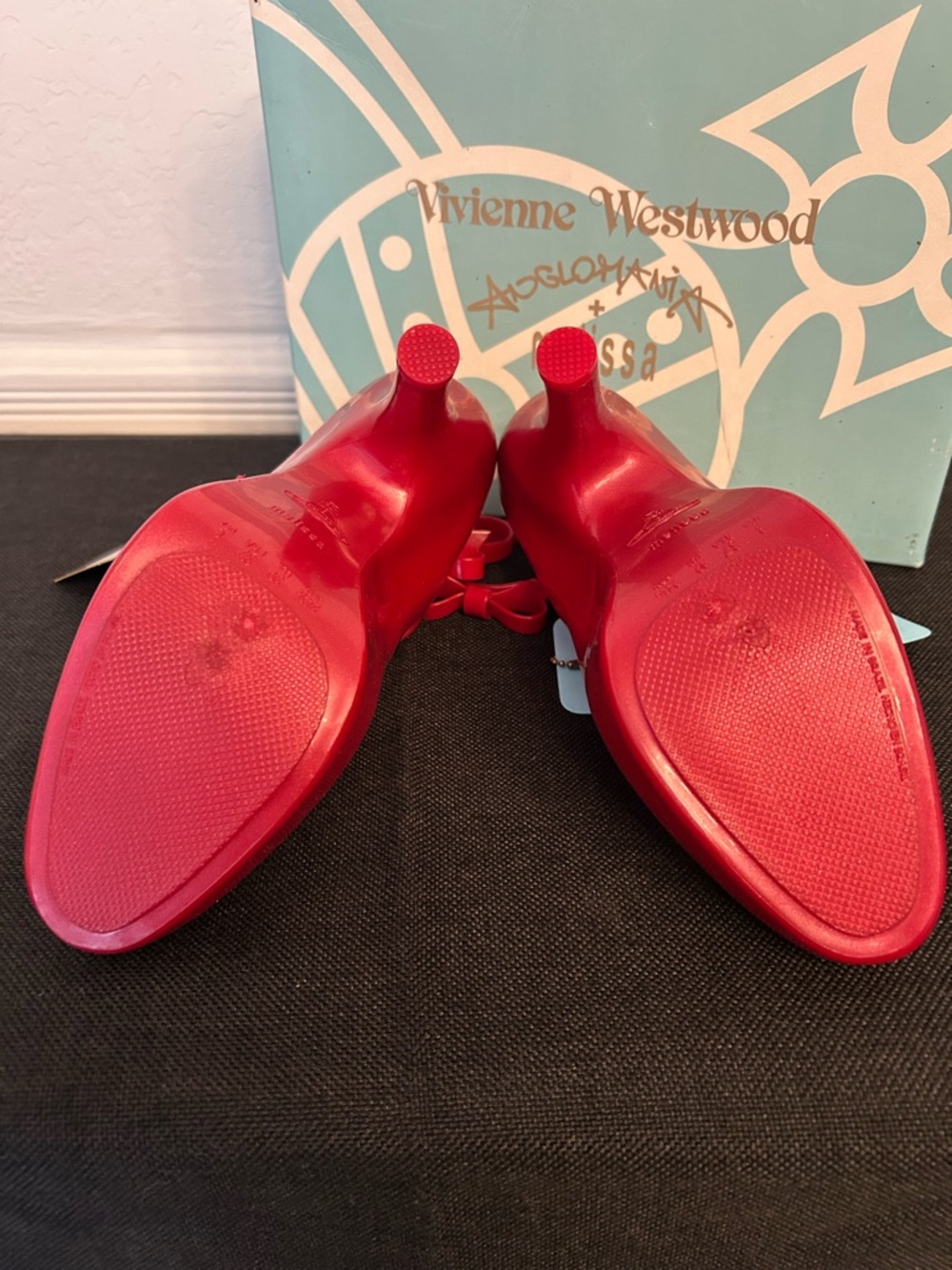 Vivienne Westwood Anglomania glossy red Melissa heels NWT!! - Picture 8 of 9